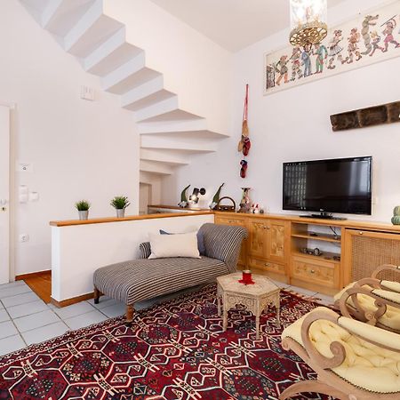 Athenian Getaway Villa In Plaka With Acropolis View By Athenian Homes 외부 사진